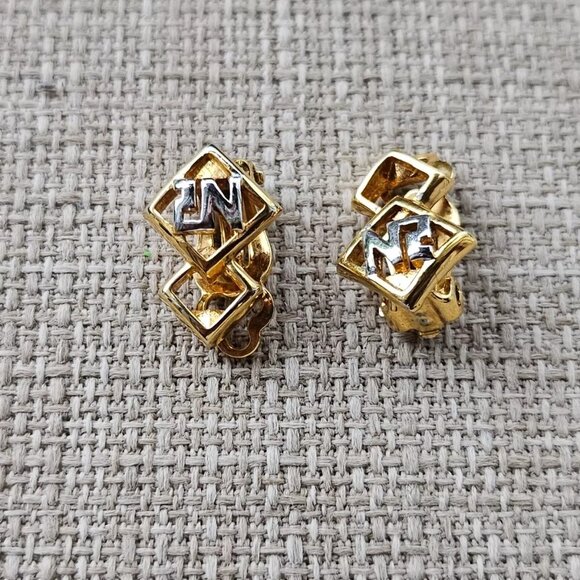 Vintage Nina Ricci Earrings Gold Tone Clip On Stud Earrings Jewelry Authentic - Picture 3 of 11